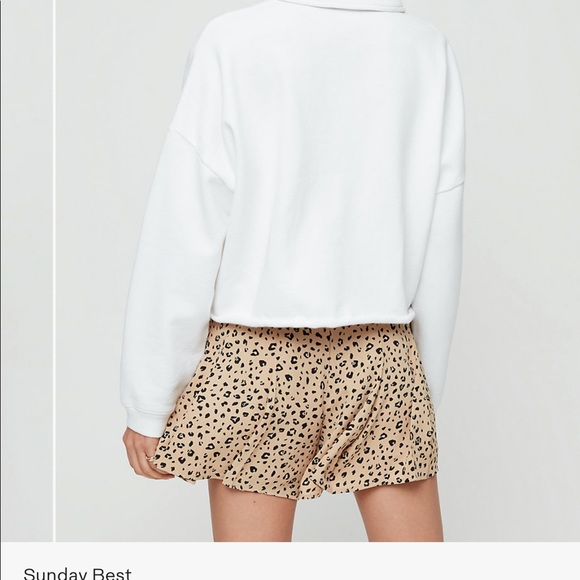 Sunday Best Westley Short - Picture 3 of 10